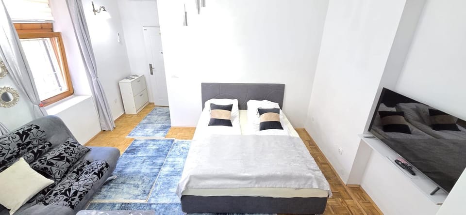 Apartment A with free parking Apartment in Sarajevo