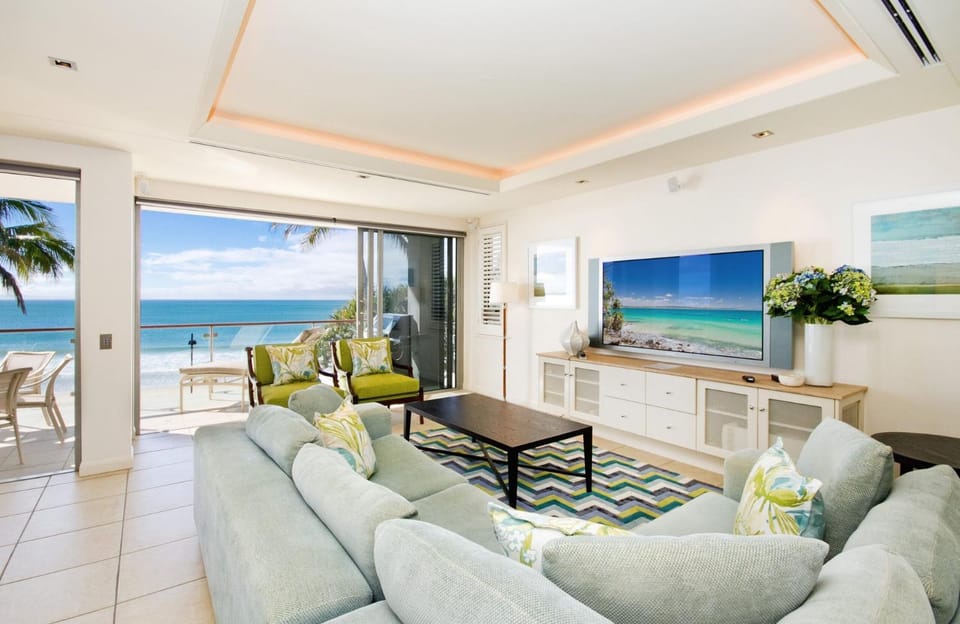 The Breakers 4 Oceanfront Bliss Apartment in Noosa Heads