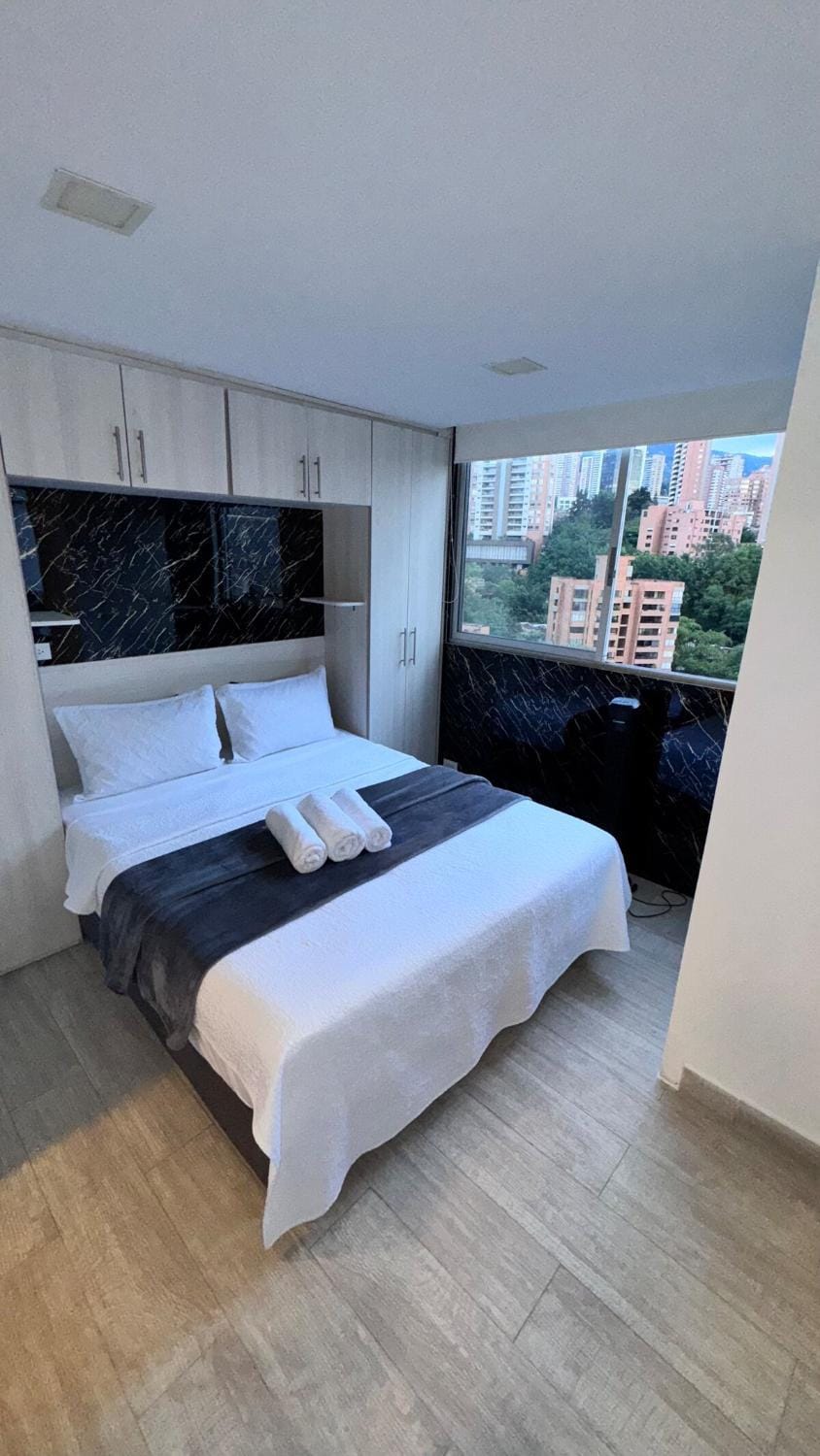 2103 Apto de lujo Poblado Medellín Apartment in Medellin