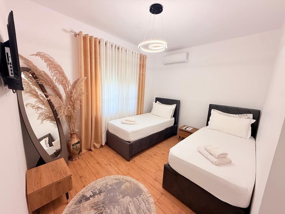 Bed, Photo of the whole room, Bedroom, towels, air conditioner