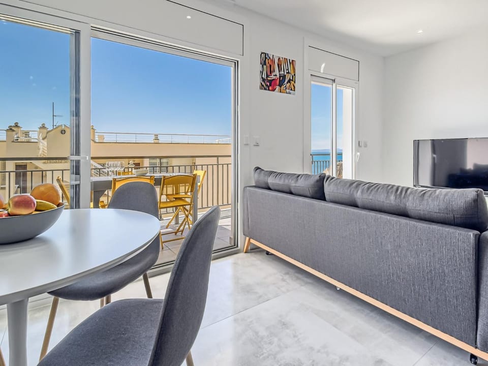 Property building, Other, Dining area