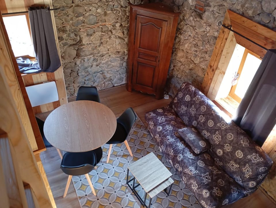 Communal lounge/ TV room, Seating area