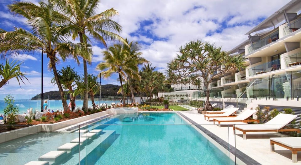 Fairshore 38 Beachfront Balcony Apartment in Noosa Heads