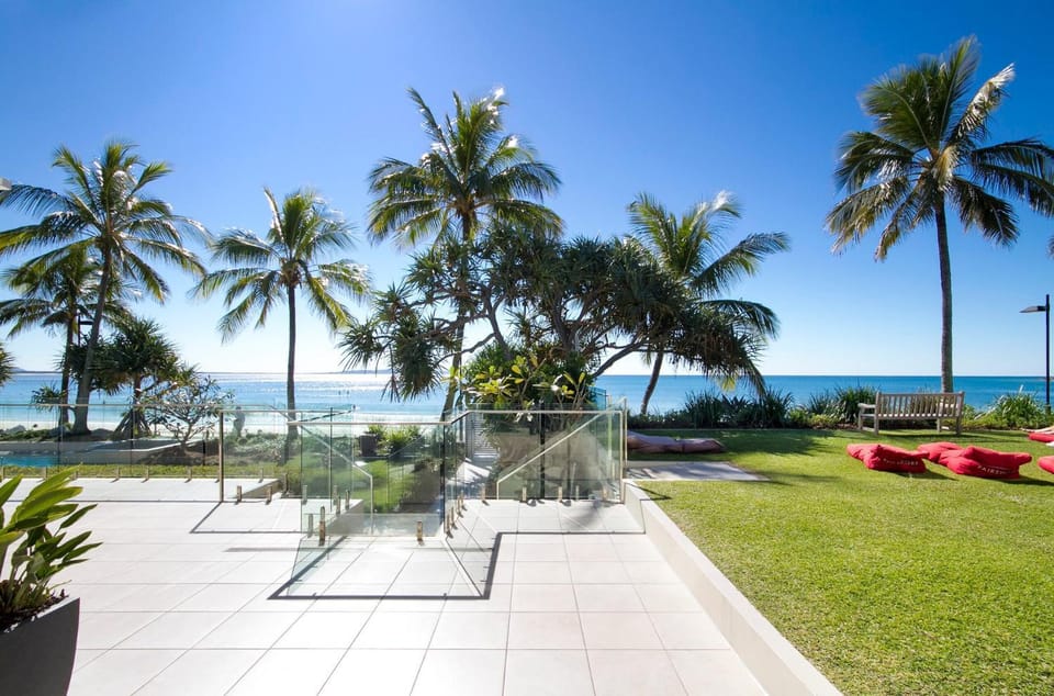 Fairshore 38 Beachfront Balcony Apartment in Noosa Heads