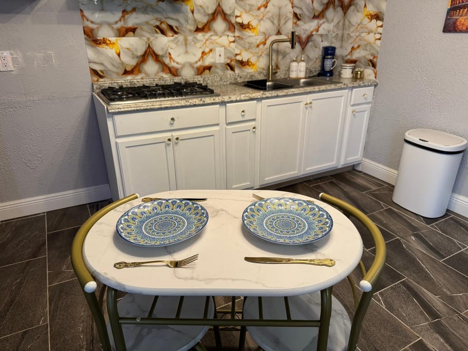 Little Italy - Welcome to Rome Apartment in Jacksonville