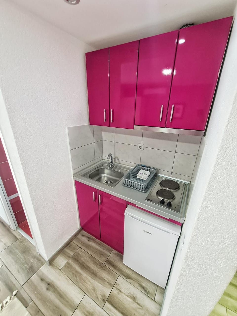 Kitchen or kitchenette, stove