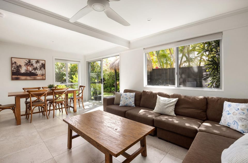 The Islander Tropical Noosa Getaway Apartment in Noosa Heads