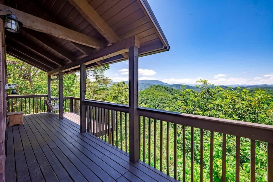The Loft Chalet in Pigeon Forge