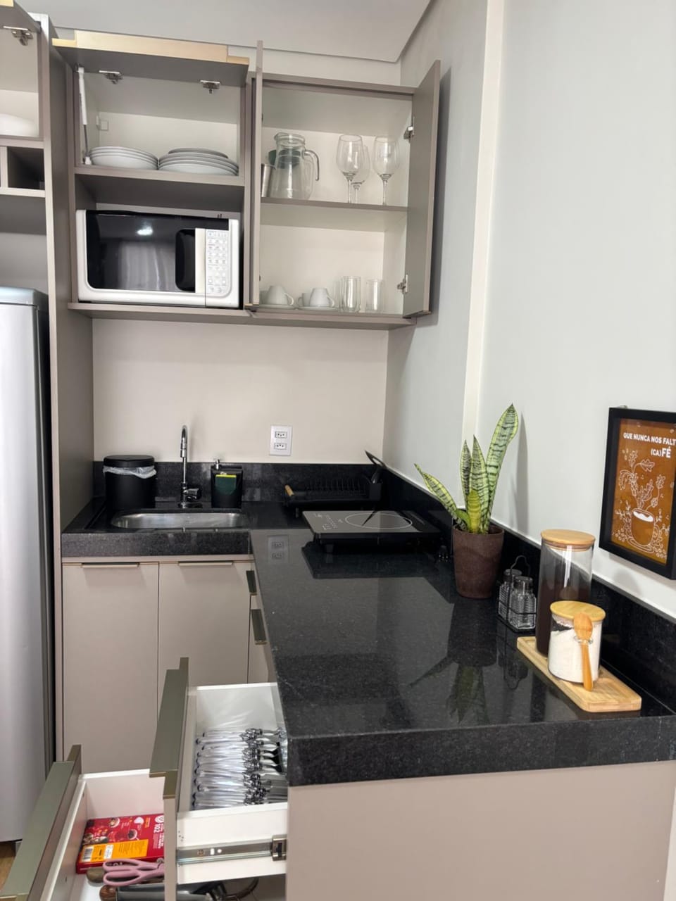 Kitchen or kitchenette
