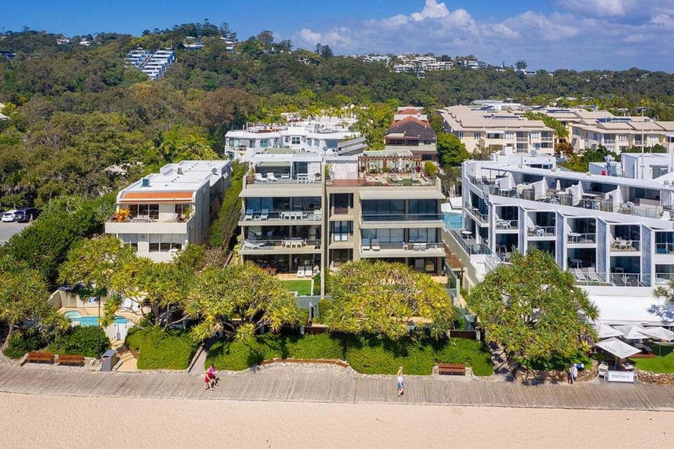 Noosa Court 4 Beachfront Bliss Apartment in Noosa Heads