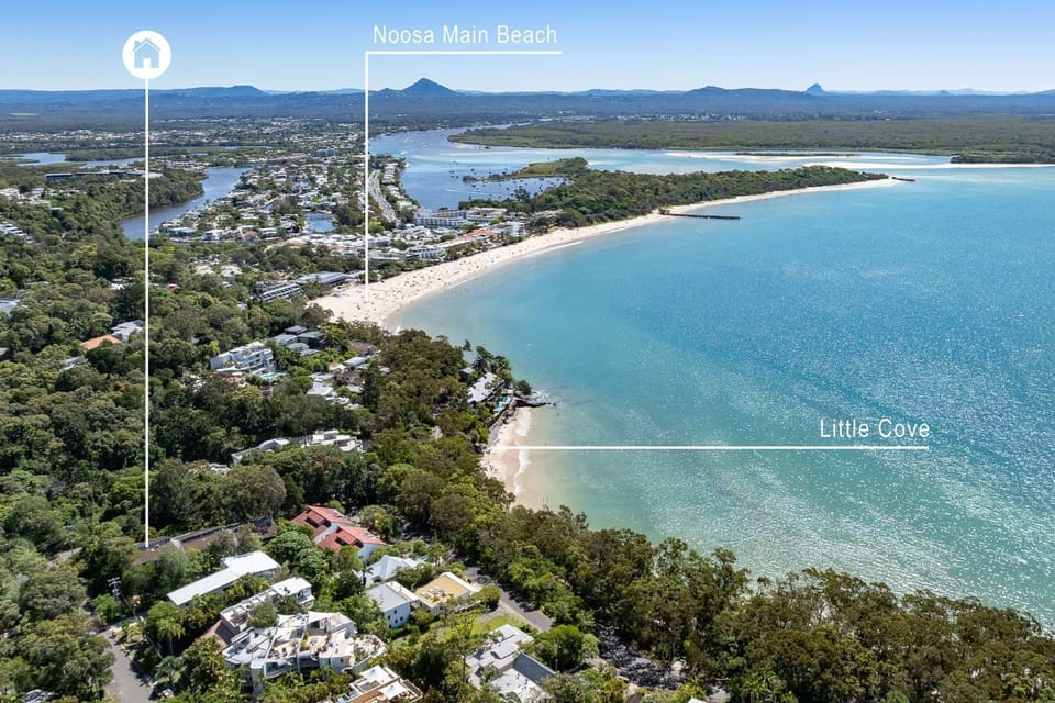 Tea Trees 6 Peaceful Coastal Getaway Apartment in Noosa Heads