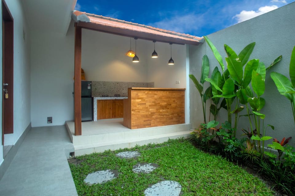ANYA Guest House Bed and Breakfast in Sukawati
