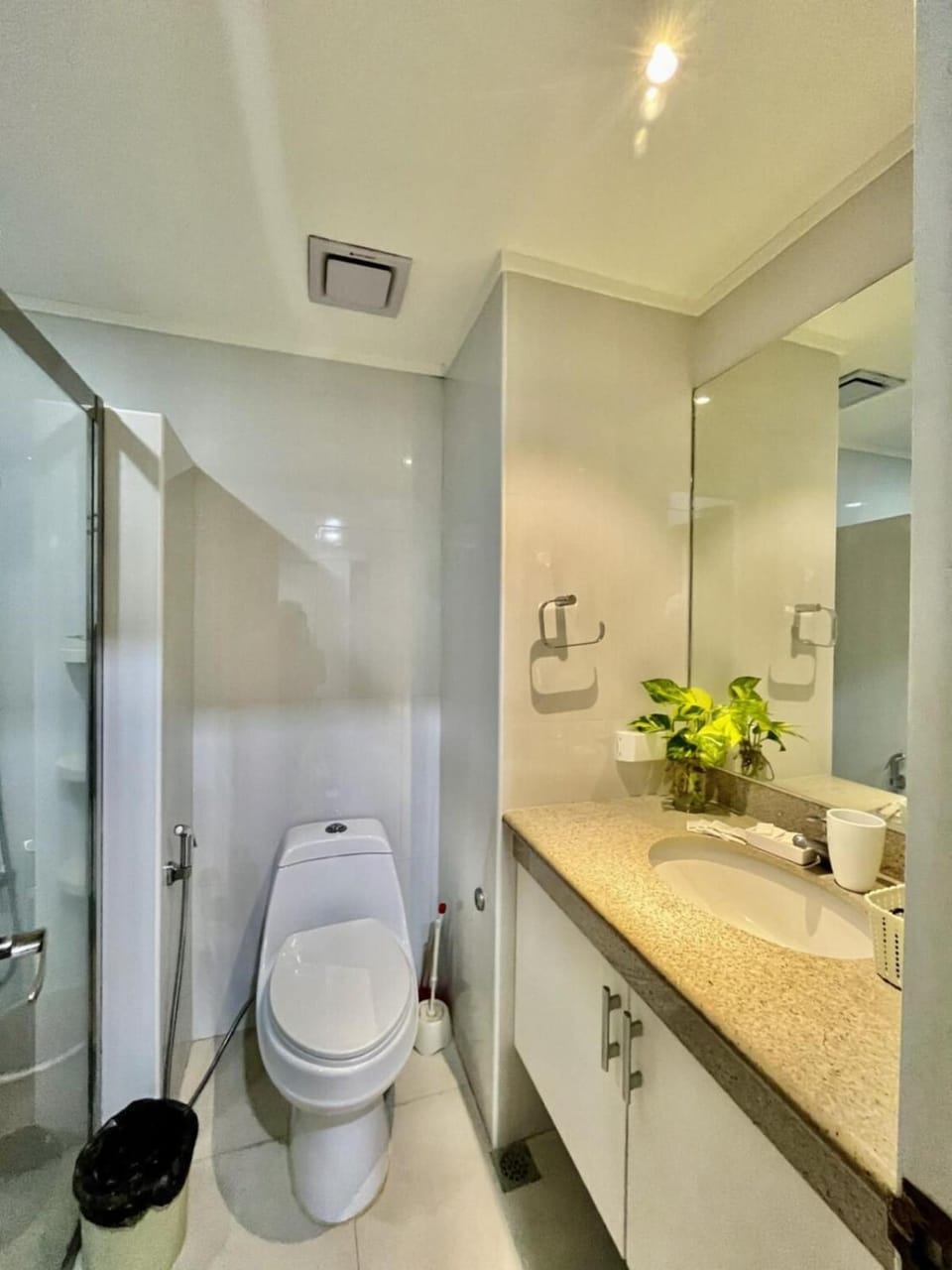 2BR Fully furnished Cozy and Spacious Condominium Apartment in Davao City