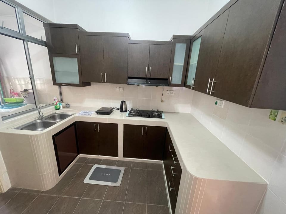 S 75 corner house with pool table House in Johor Bahru