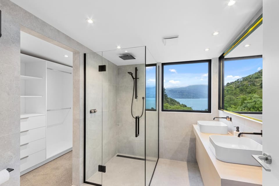 Shower, Bathroom, wardrobe