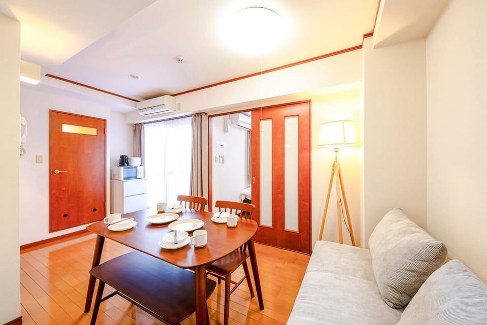 シャルムビルズ松屋町03 Apartment in Osaka