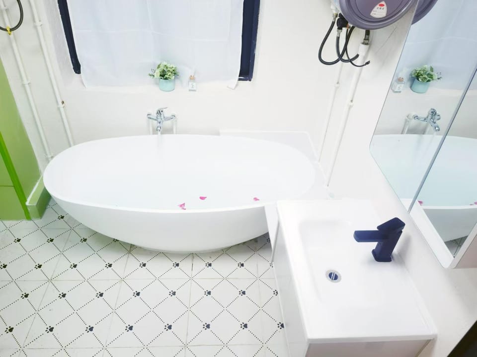 Shower, Bathroom, Bath