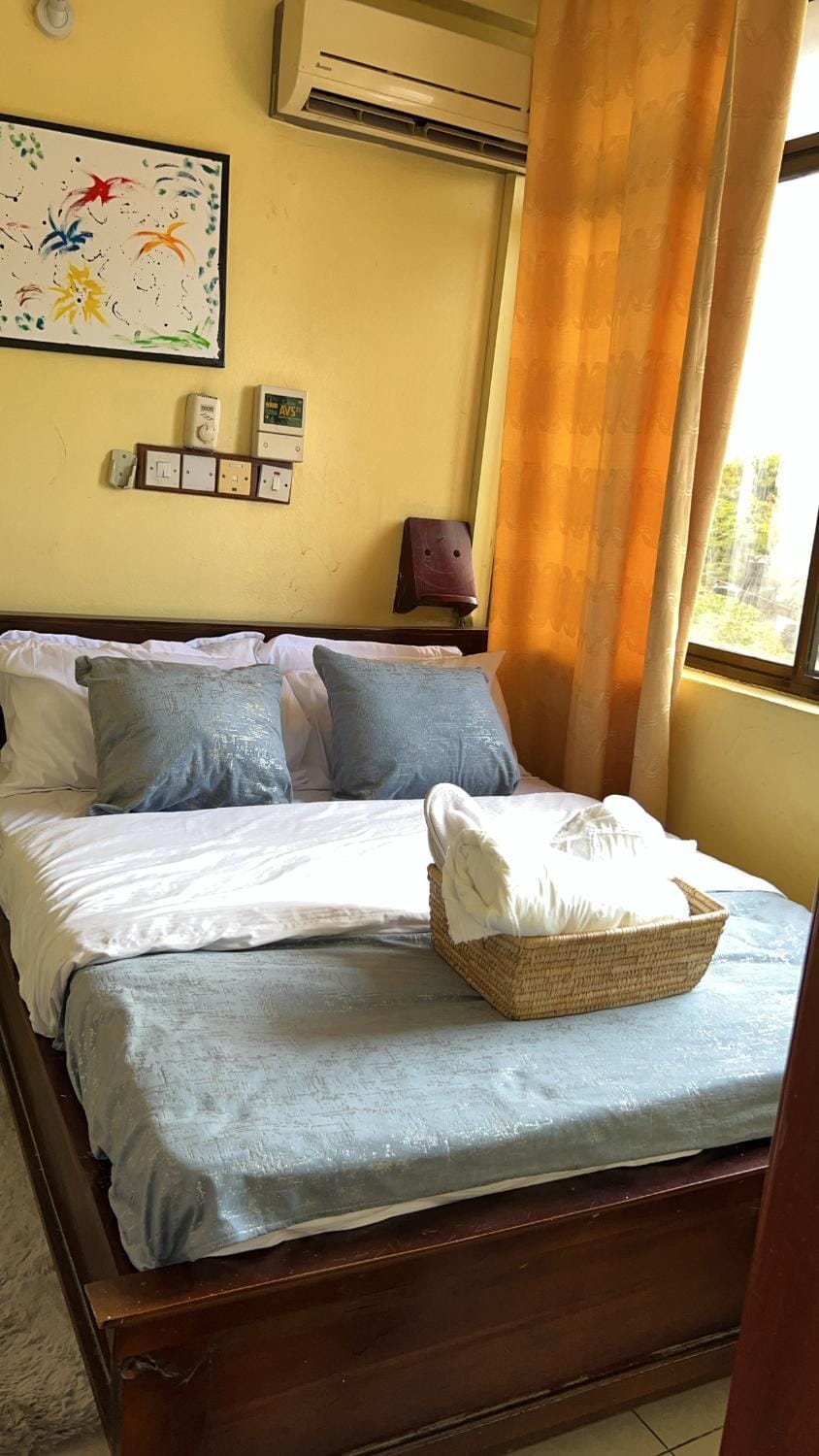 Naye Homes Master Suite near Mawela social hall with free Wi-Fi Apartment in City of Dar es Salaam