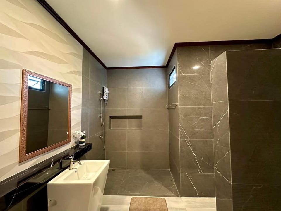 Crystal Cove Pool Villa Pattaya Villa in Pattaya City