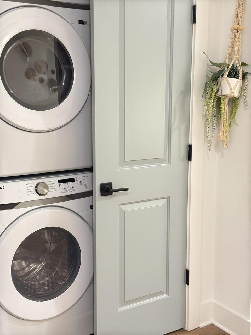 Modern 1 bedroom Apartment and Den in Orlando Apartment in Lake Hart