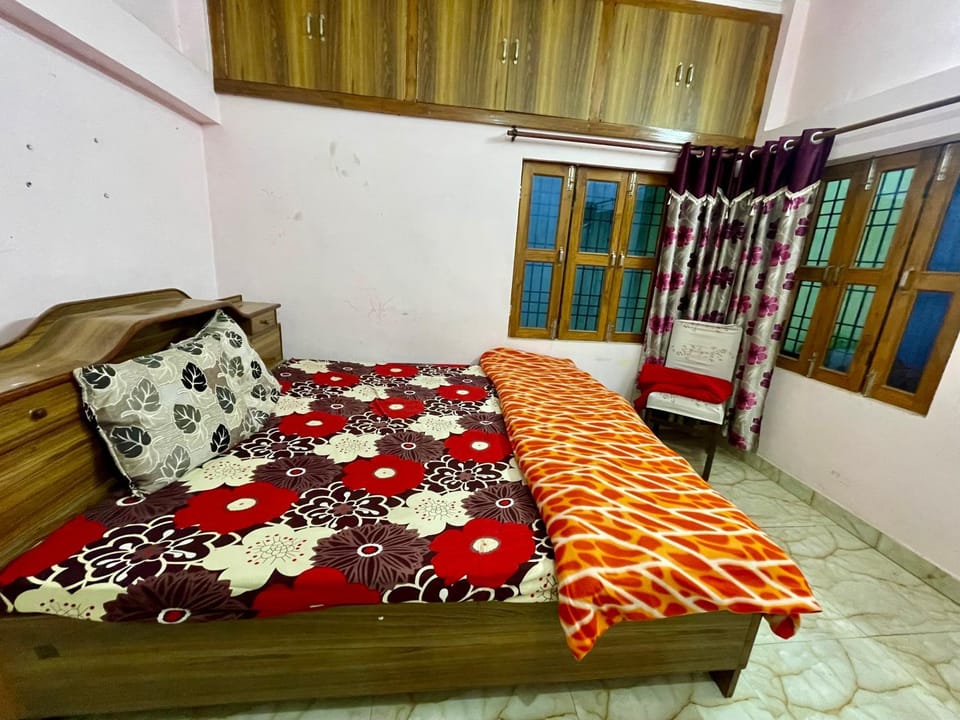 Feel Like Home Away From Home Apartment in Uttar Pradesh
