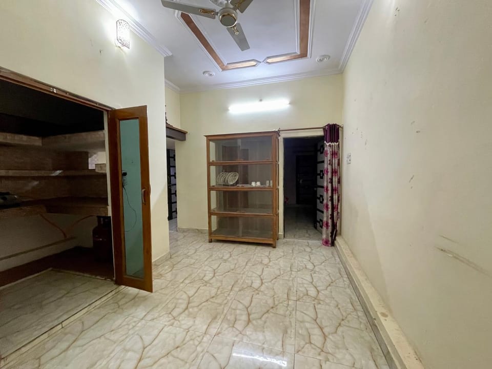 Feel Like Home Away From Home Apartment in Uttar Pradesh