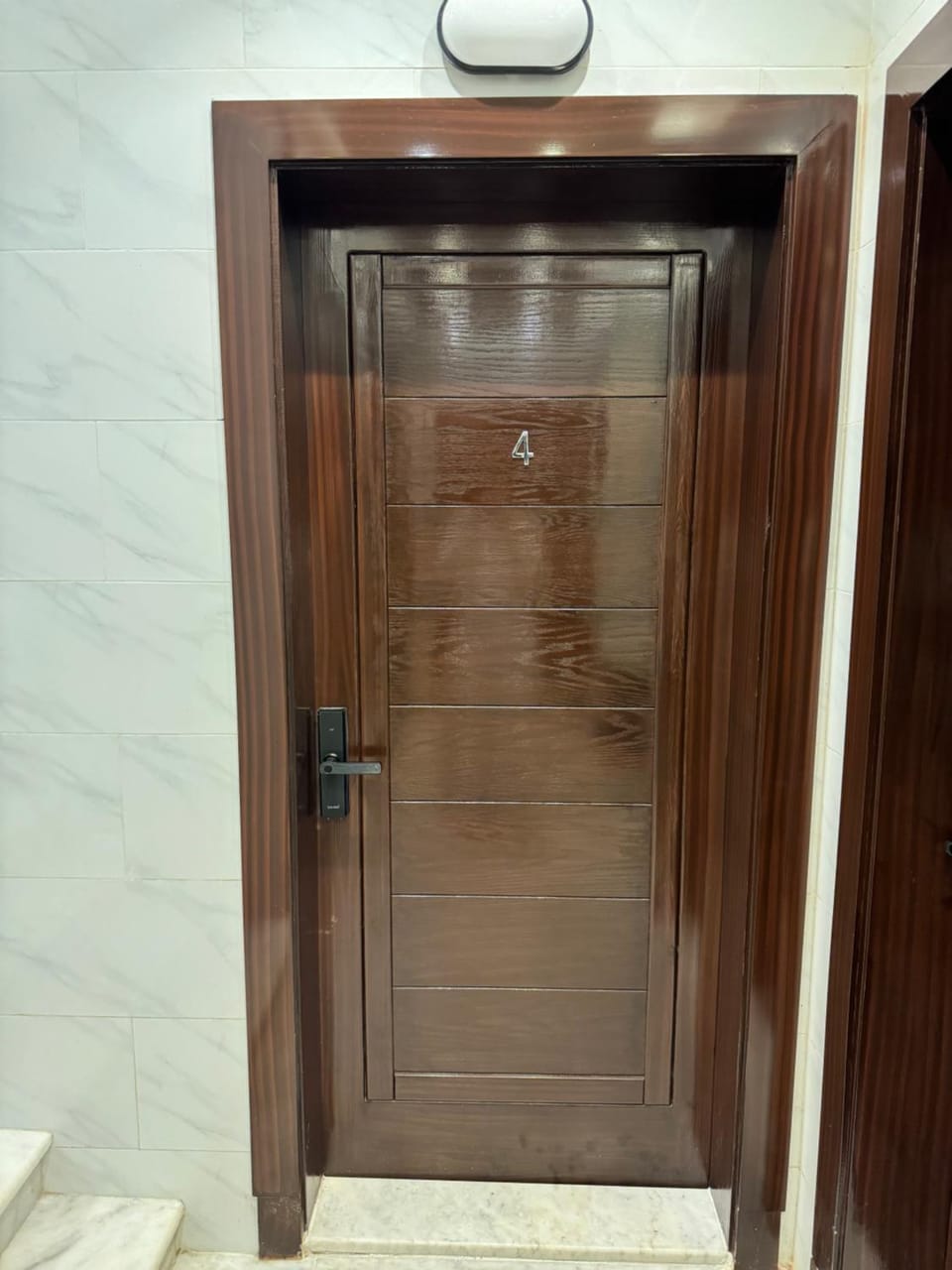 غرفه وصاله ومطبخ بأثاث فندقي جميل Apartment in Jeddah