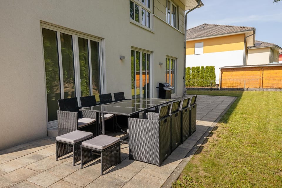 Garden, Seating area