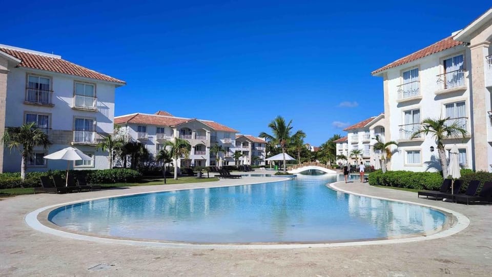 Garden, Area and facilities, Swimming pool, Swimming pool