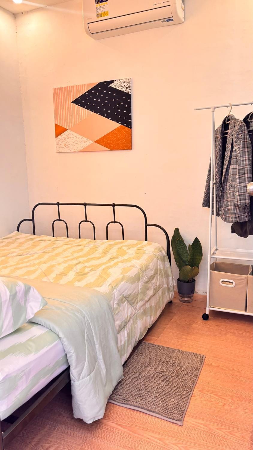 Bed, Bedroom, wardrobe