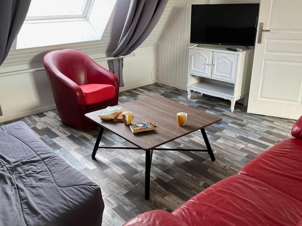 TV and multimedia, Seating area