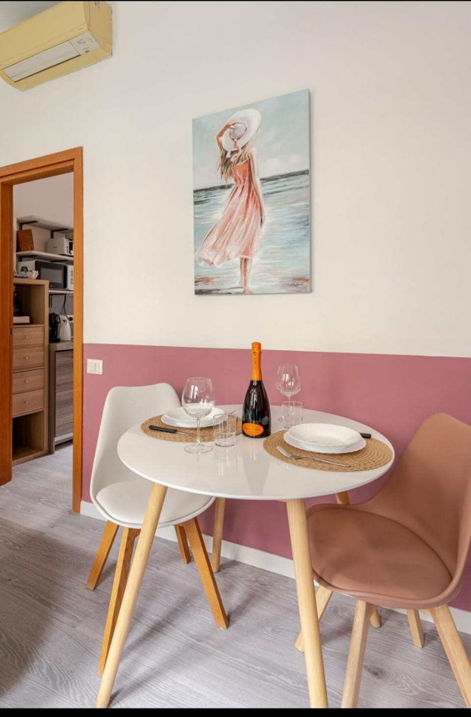 Living room, Dining area