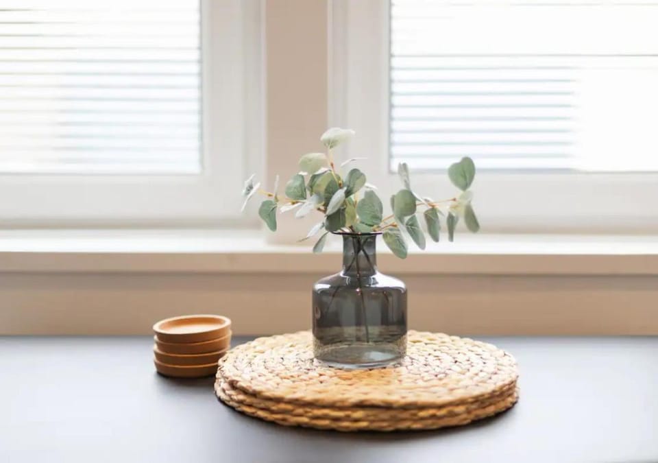 Decorative detail, Dining area