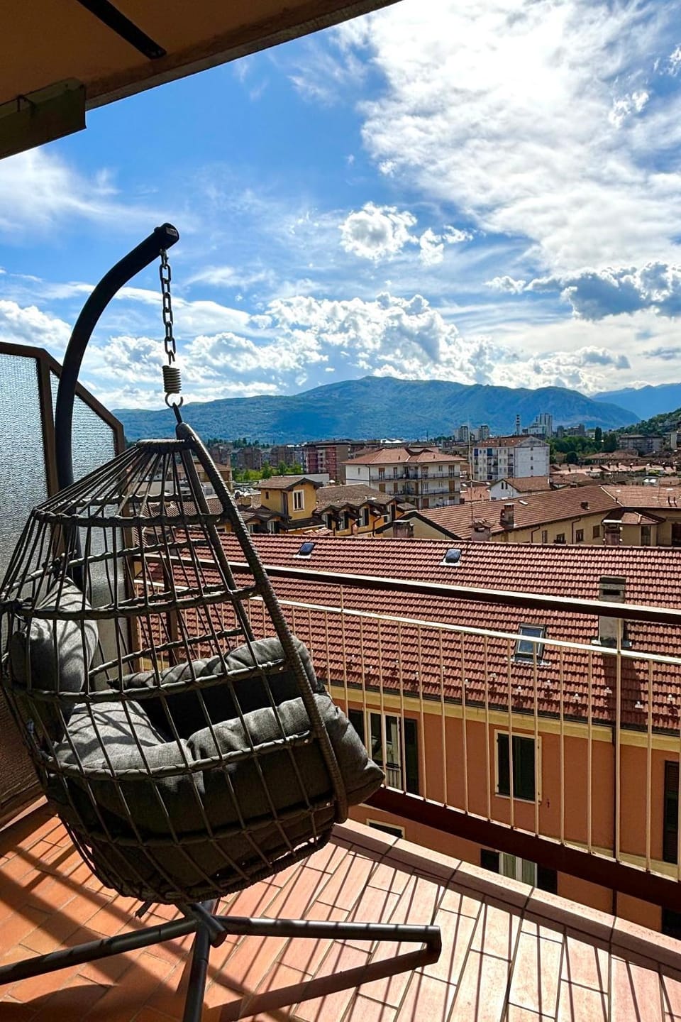 Day, Natural landscape, View (from property/room), Balcony/Terrace, Mountain view