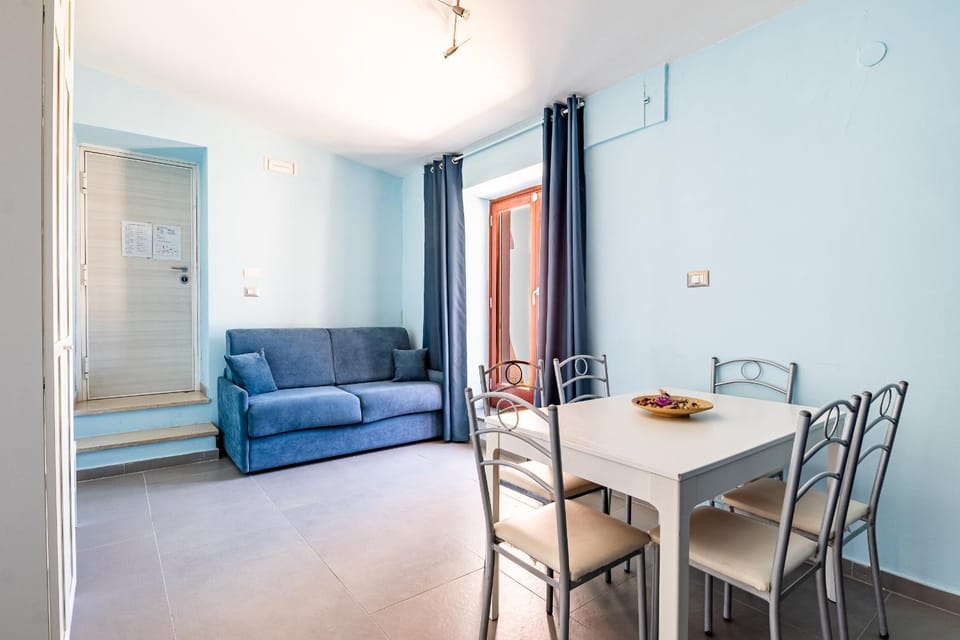 Living room, Dining area, Lunch, Lunch