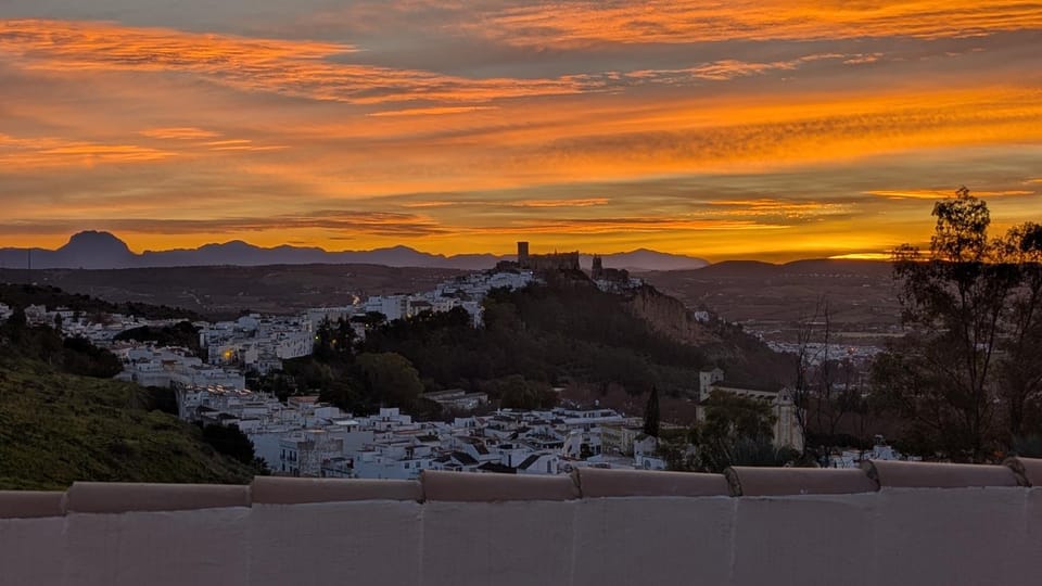 Nearby landmark, Natural landscape, Mountain view, Sunrise, Sunset