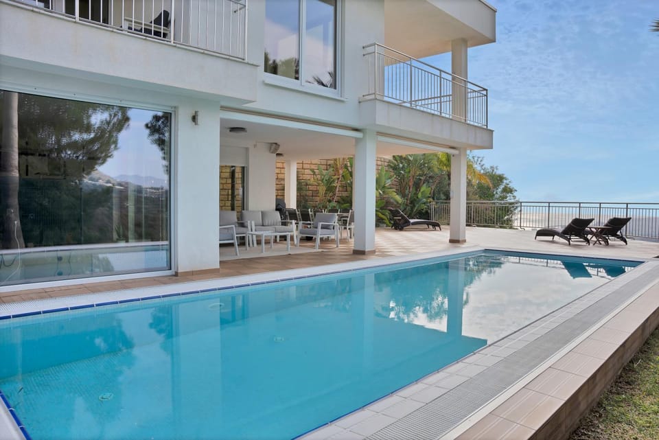 Pool view, Swimming pool, Swimming pool