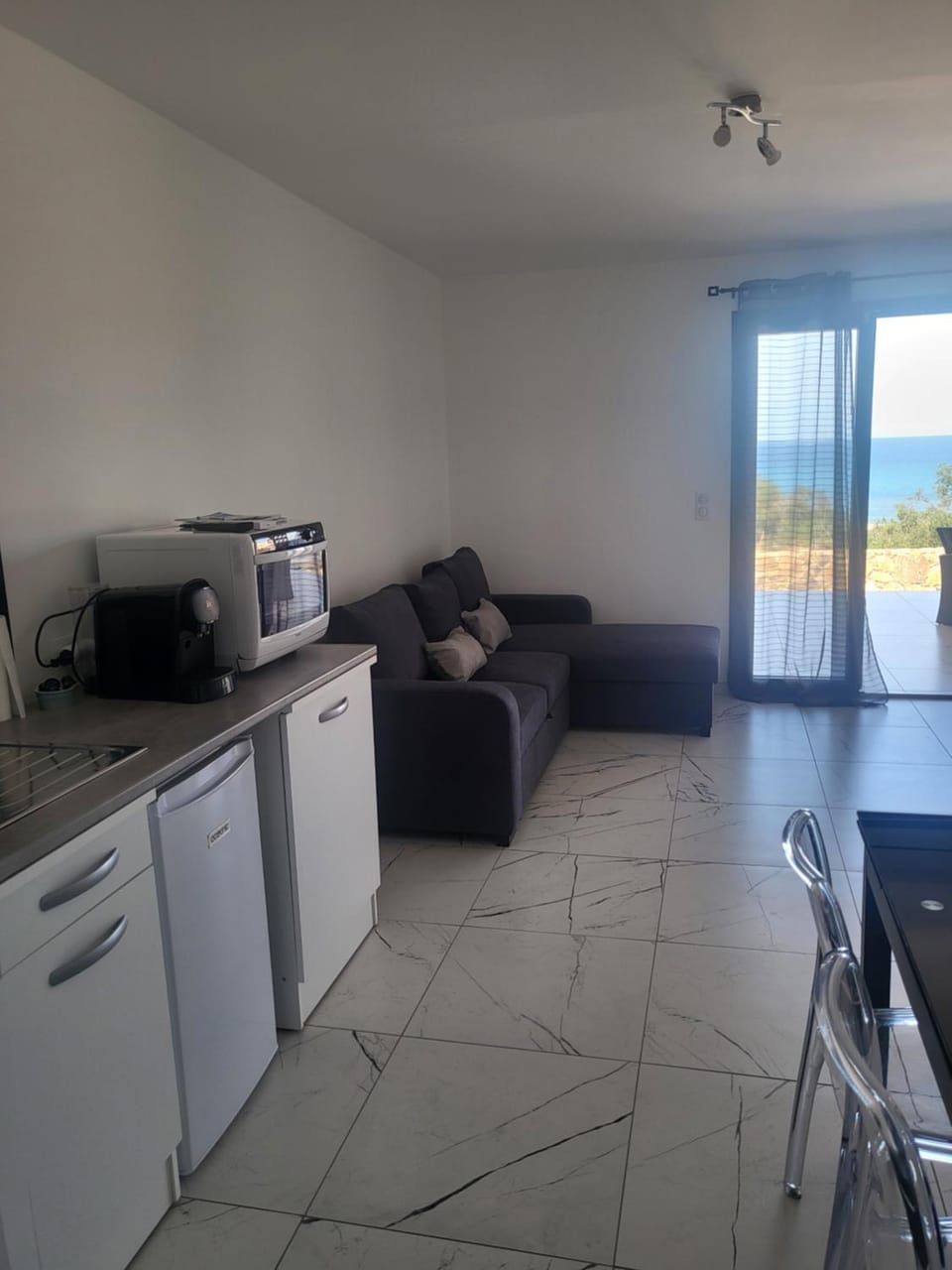 Solenzara T2 rez de villa, vue mer, proximité plage et village Apartment in Sari-Solenzara