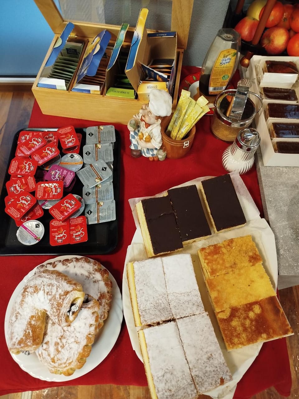 Food and drinks, Food, Breakfast, Buffet breakfast