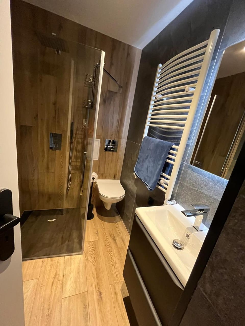 W Izerach - Apartament Superior Apartment in Lower Silesian Voivodeship