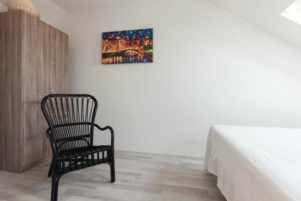 Kent Ridge Loft, Sokolska Apartment in Prague