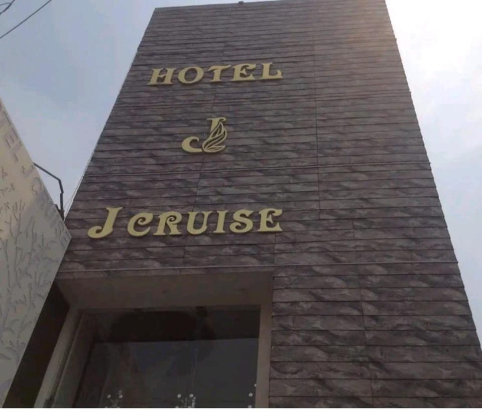 Hotel J Cruise New Hotel in Ludhiana
