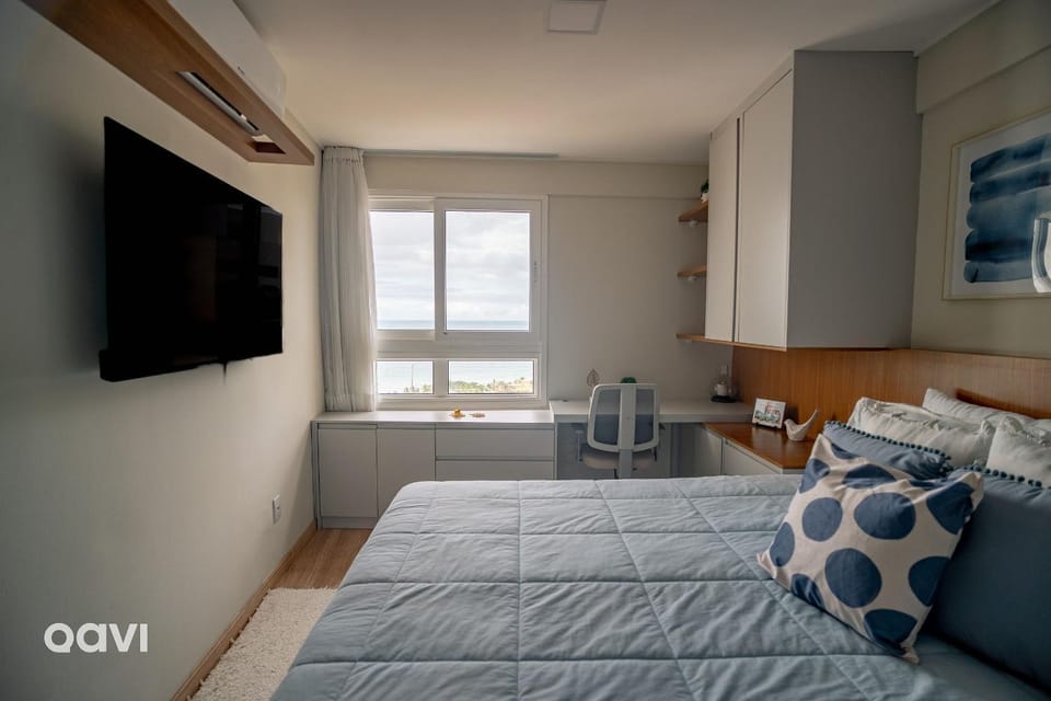 Photo of the whole room, Bedroom