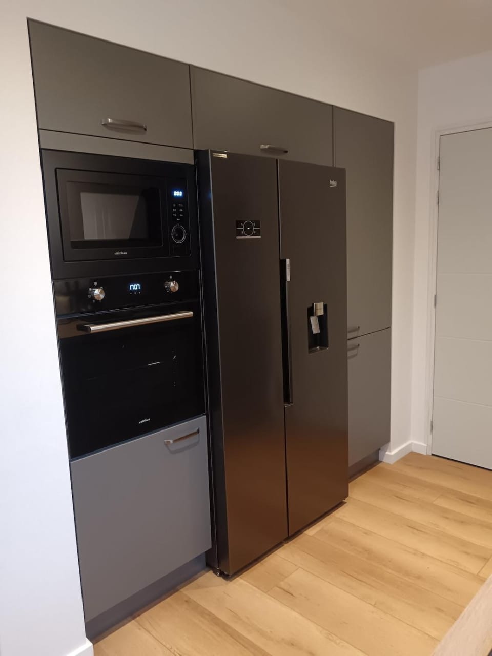 House with garden terrace and balcony with sea view Villa in Finistere