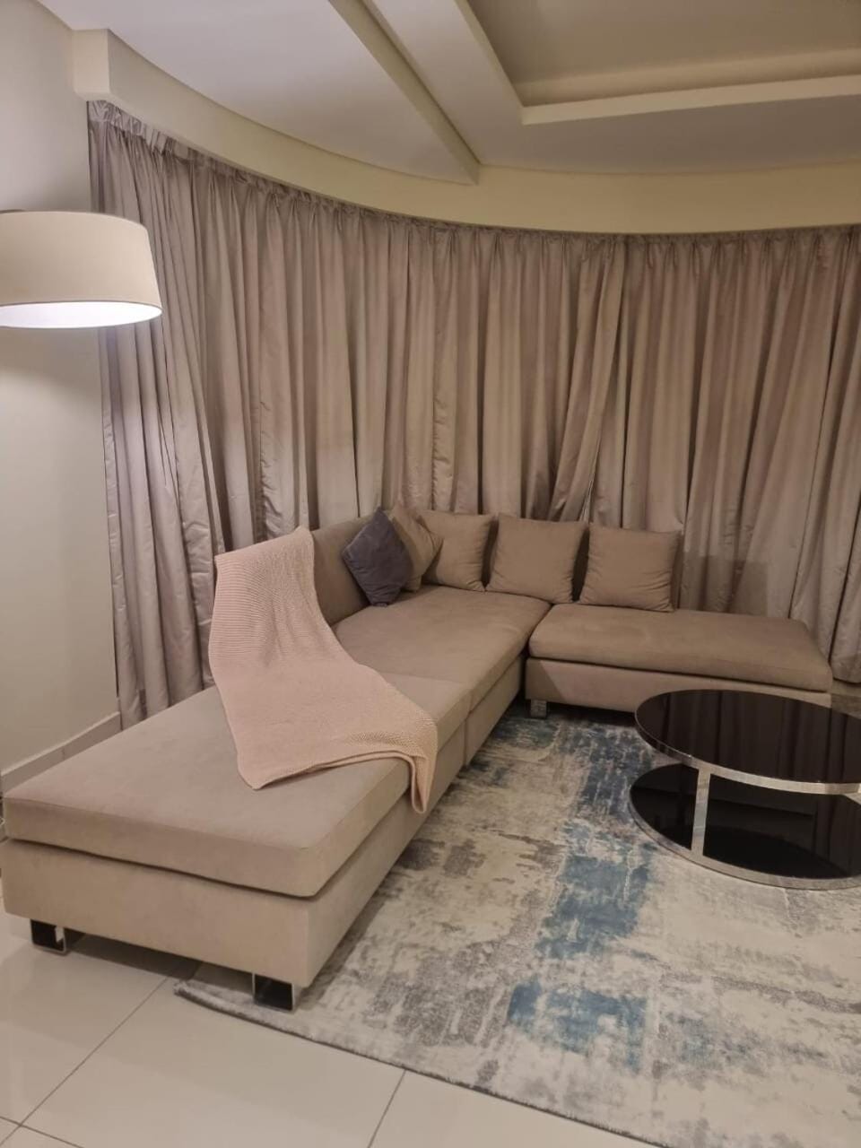 1 Bedroom Tower D Paramount Apt Apartment in Dubai