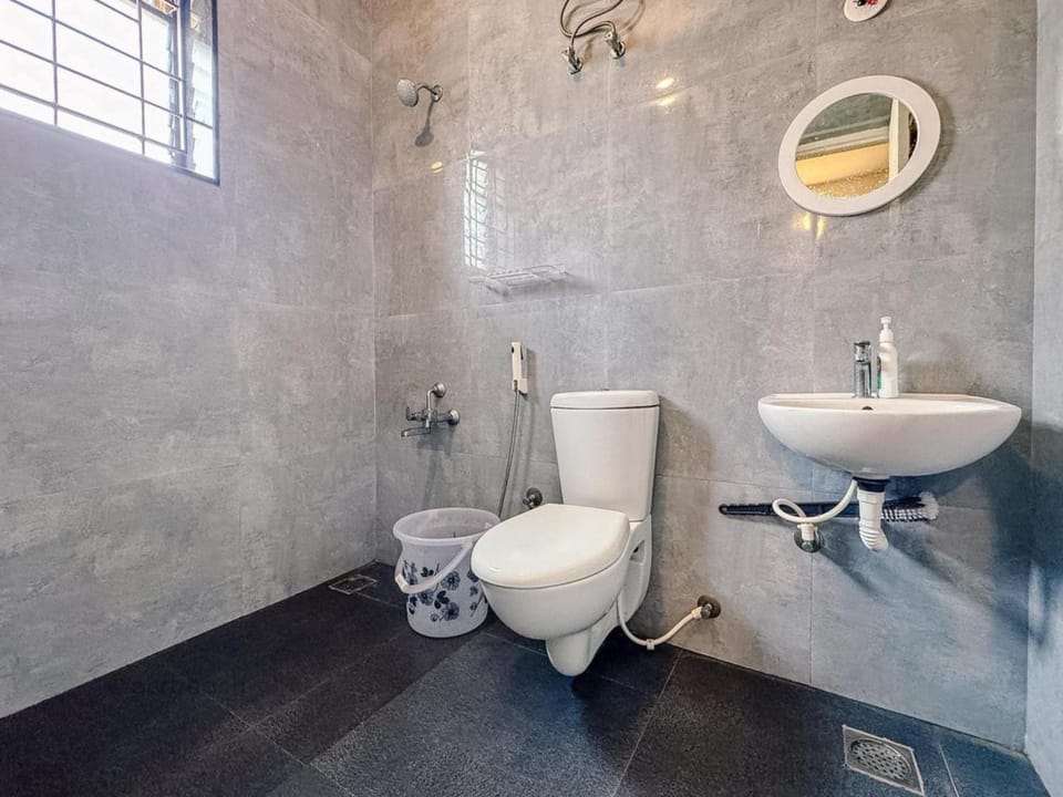 Toilet, Bathroom
