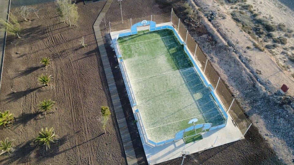 Tennis court