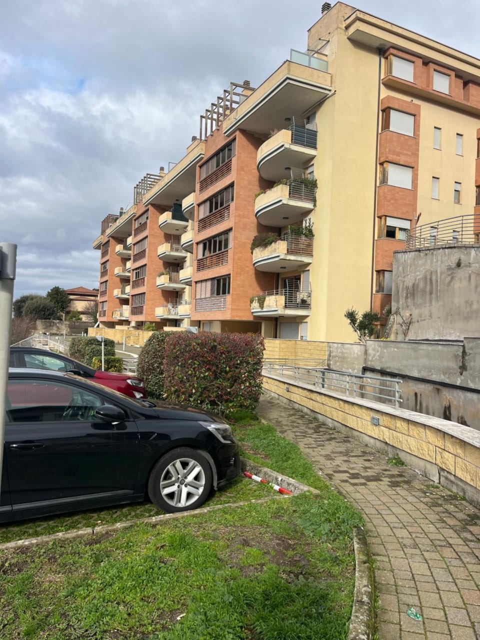 Property building, Street view