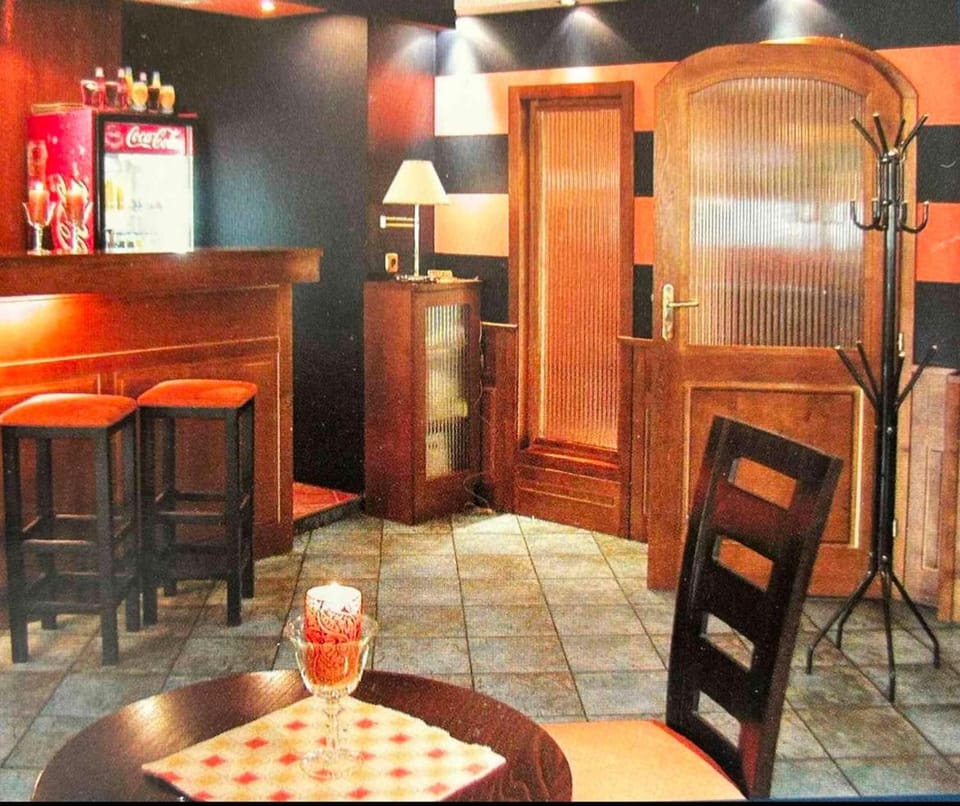 Lounge or bar, Seating area