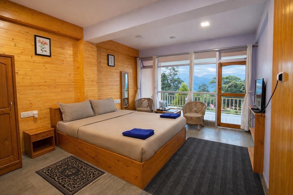 View (from property/room), Balcony/Terrace, Bedroom